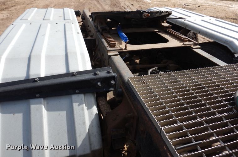 image for item JK9469 1993 Mack CH613  semi truck