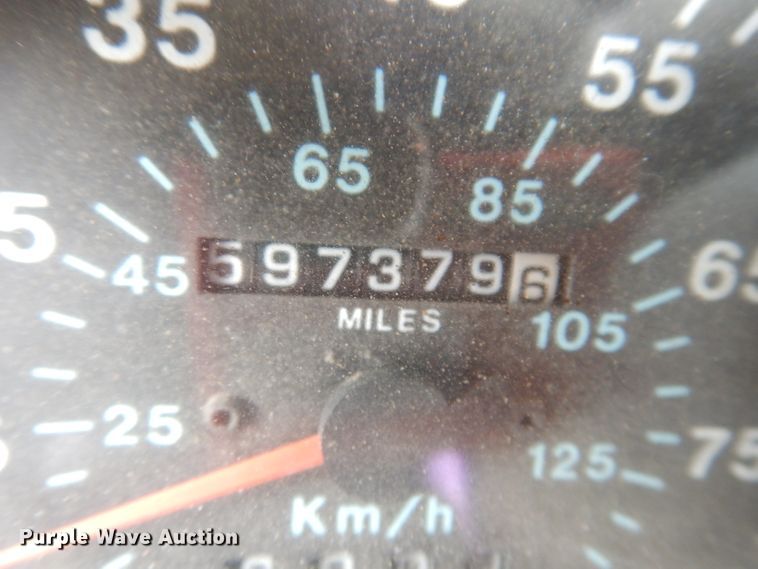 image for item JK9469 1993 Mack CH613  semi truck