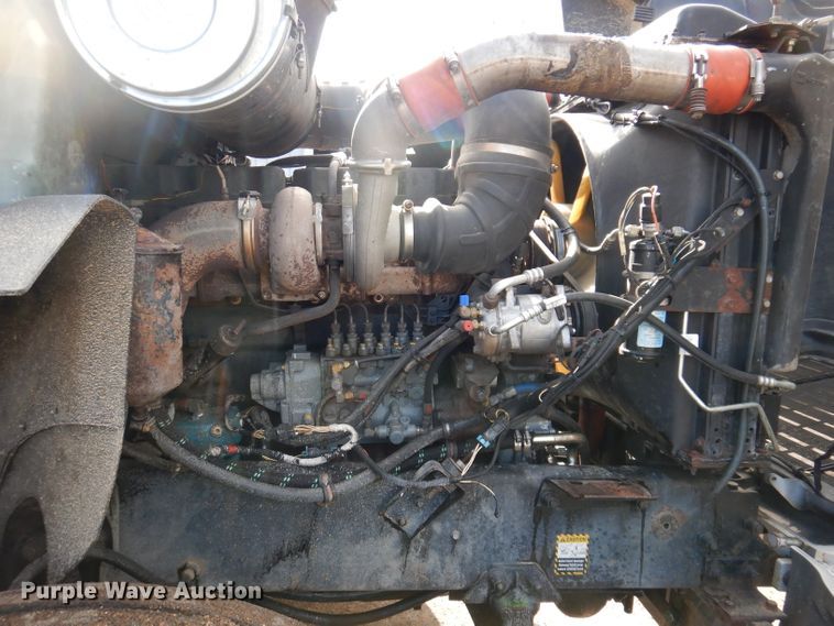 image for item JK9469 1993 Mack CH613  semi truck