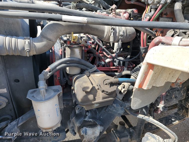 image for item JL9689 2010 Freightliner Business Class M2  truck cab and chassis