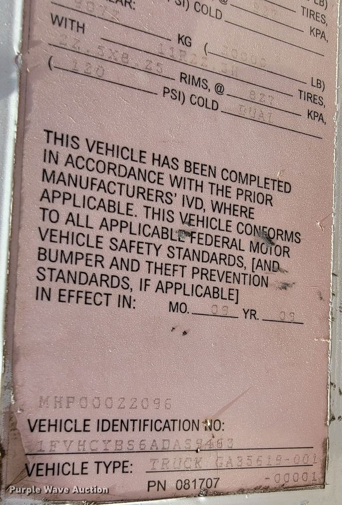 image for item JL9689 2010 Freightliner Business Class M2  truck cab and chassis