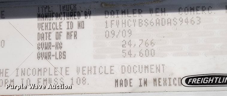 image for item JL9689 2010 Freightliner Business Class M2  truck cab and chassis