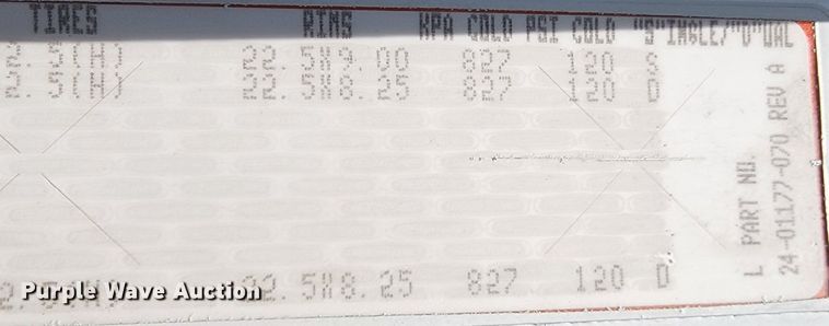 image for item JL9689 2010 Freightliner Business Class M2  truck cab and chassis