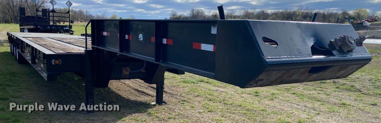 image for item JN9273 2009 Neville  oilfield trailer