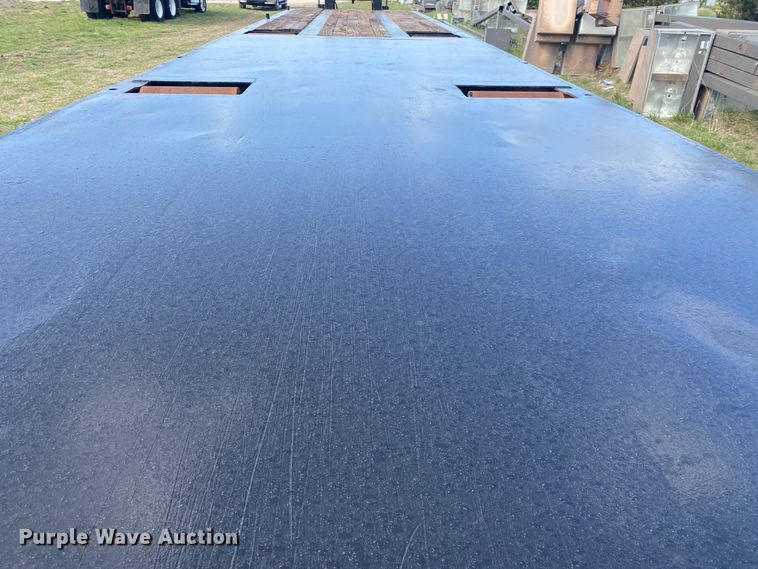 image for item JN9273 2009 Neville  oilfield trailer