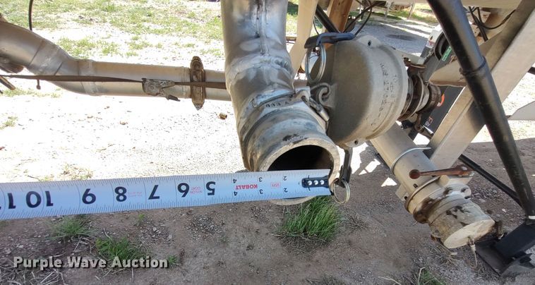 image for item JO9539 1994 Trailmaster Tanks  tank trailer