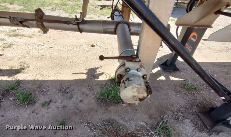 image for item JO9539 1994 Trailmaster Tanks  tank trailer