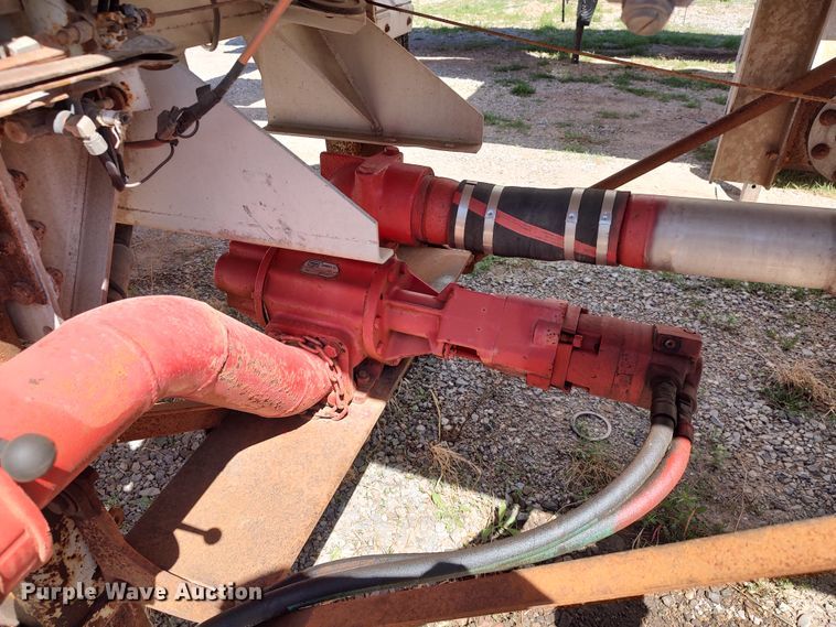 image for item JO9540 1993 Trailmaster Tanks  tank trailer