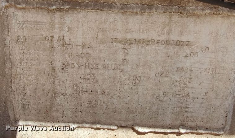 image for item JO9540 1993 Trailmaster Tanks  tank trailer