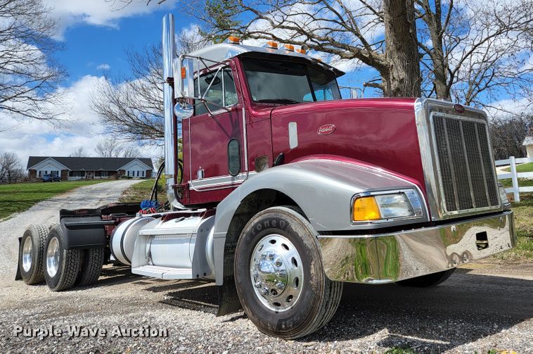 image for item KE9849 1998 Peterbilt 377  semi truck