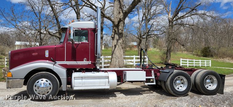 image for item KE9849 1998 Peterbilt 377  semi truck