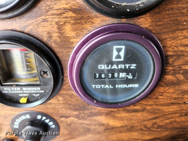 image for item KE9849 1998 Peterbilt 377  semi truck