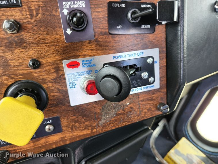 image for item KE9849 1998 Peterbilt 377  semi truck