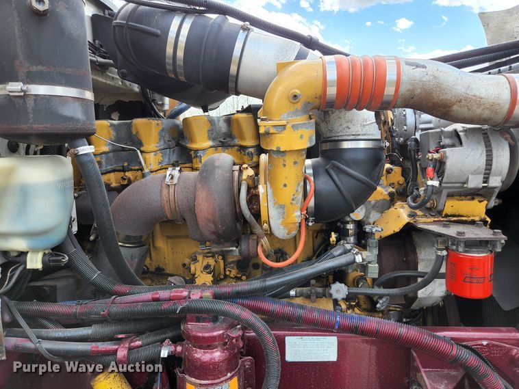 image for item KE9849 1998 Peterbilt 377  semi truck