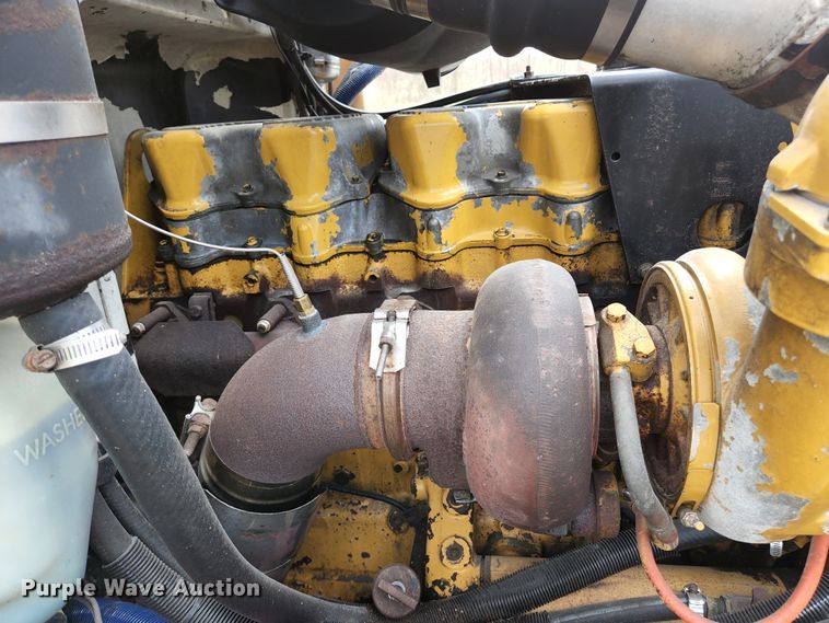 image for item KE9849 1998 Peterbilt 377  semi truck