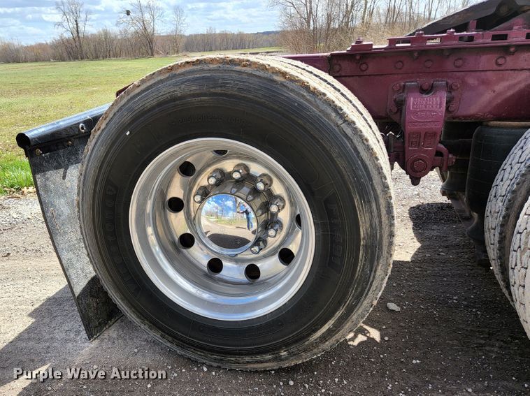 image for item KE9849 1998 Peterbilt 377  semi truck