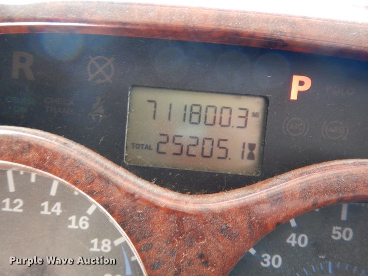 image for item KP9178 2004 Mack CX613  semi truck