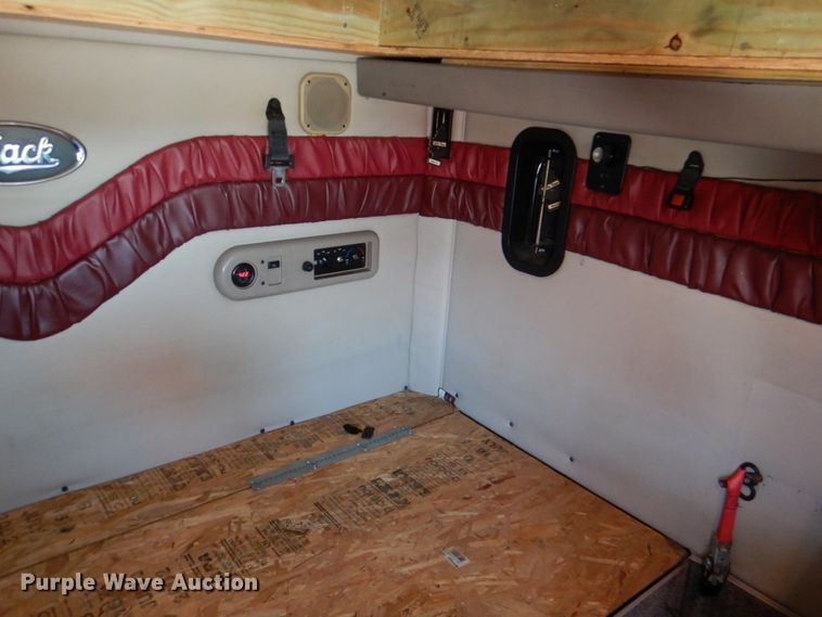 image for item KP9178 2004 Mack CX613  semi truck