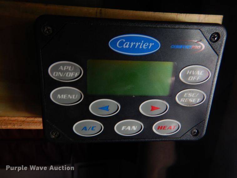 image for item KP9178 2004 Mack CX613  semi truck