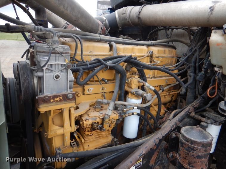 image for item KP9193 2000 Kenworth W900B  semi truck