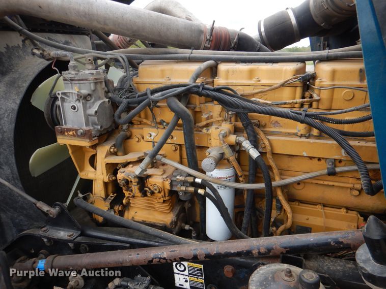 image for item KP9193 2000 Kenworth W900B  semi truck