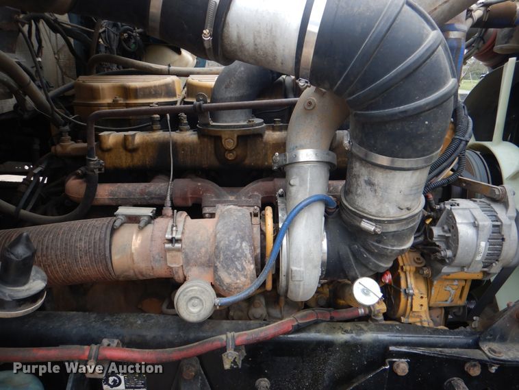 image for item KP9193 2000 Kenworth W900B  semi truck