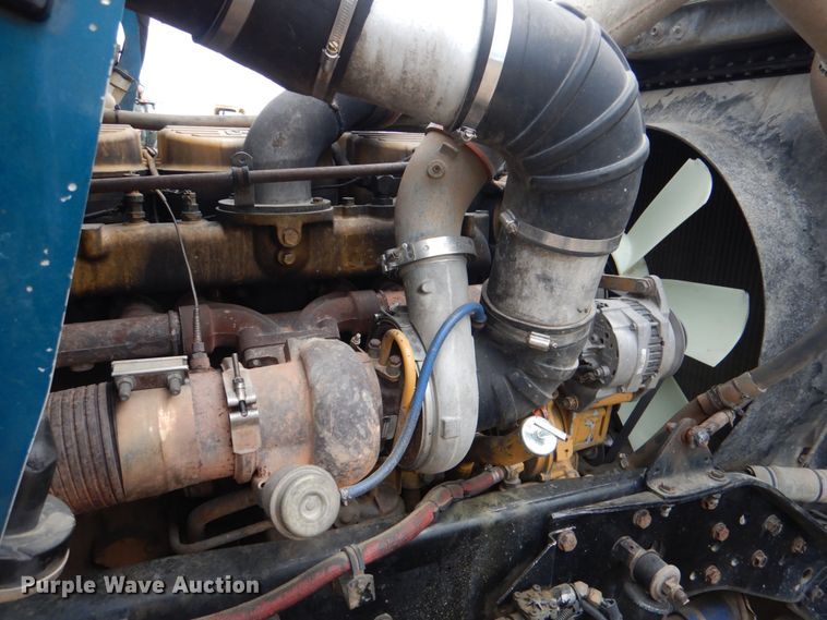 image for item KP9193 2000 Kenworth W900B  semi truck