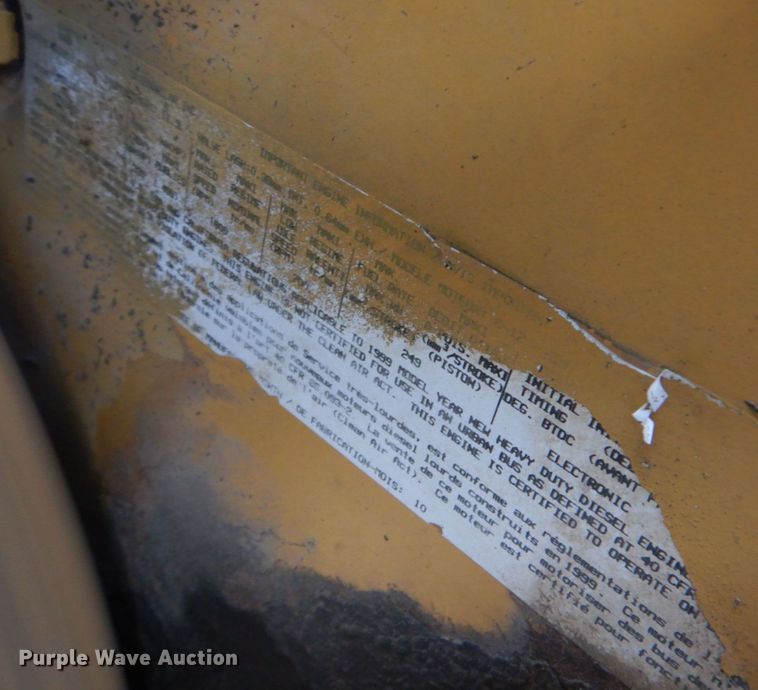 image for item KP9193 2000 Kenworth W900B  semi truck