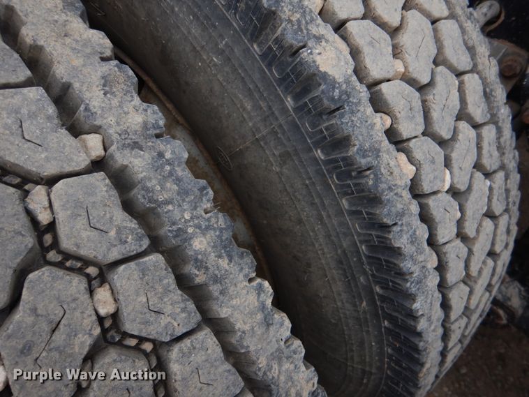 image for item KP9193 2000 Kenworth W900B  semi truck