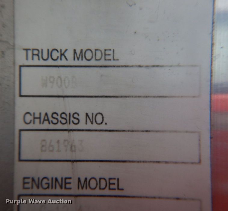 image for item KP9193 2000 Kenworth W900B  semi truck