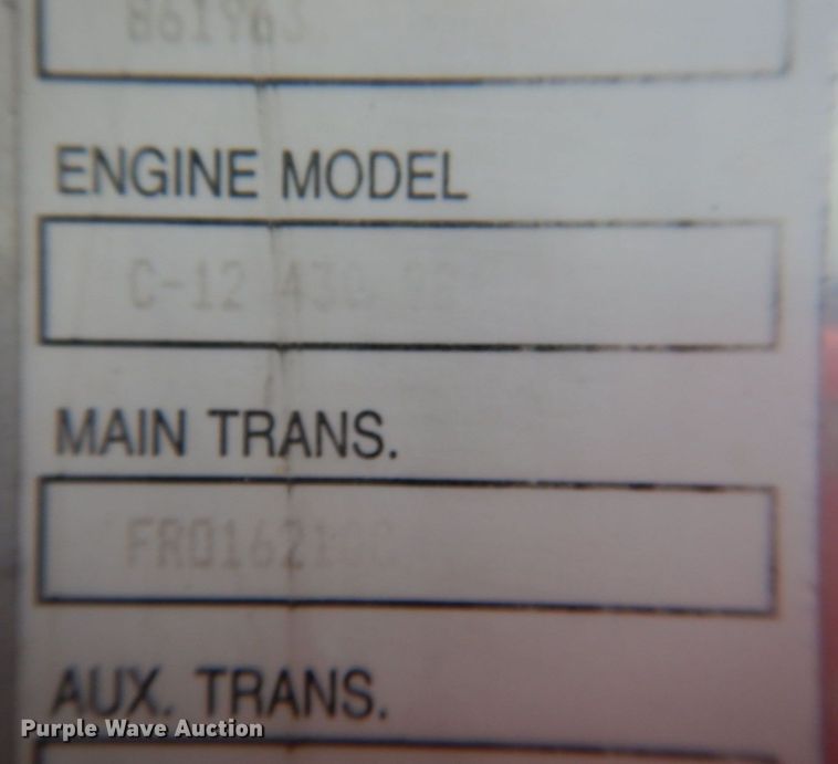 image for item KP9193 2000 Kenworth W900B  semi truck