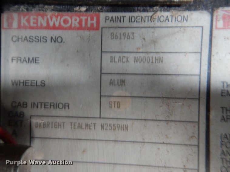 image for item KP9193 2000 Kenworth W900B  semi truck