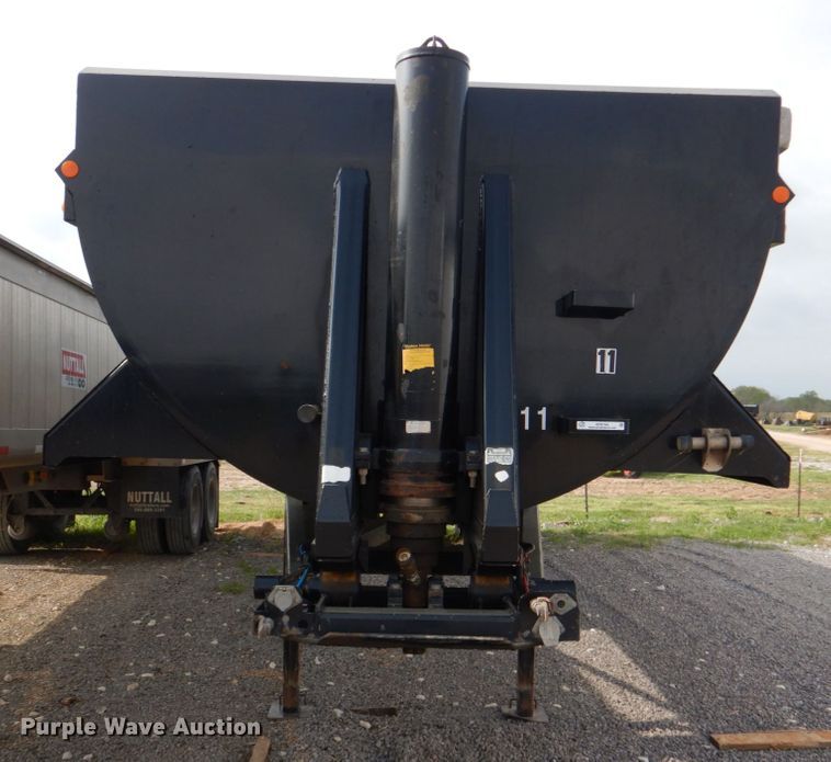 image for item KP9194 2017 EMI 32-ED-2  end dump trailer