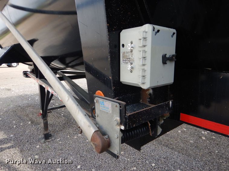 image for item KP9194 2017 EMI 32-ED-2  end dump trailer