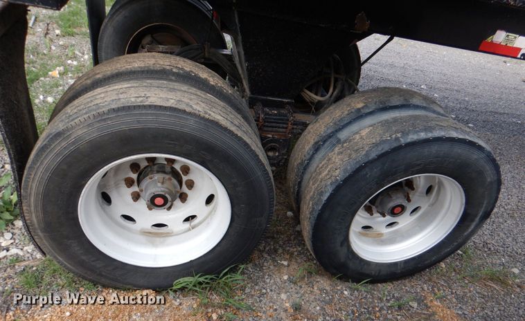 image for item KP9194 2017 EMI 32-ED-2  end dump trailer