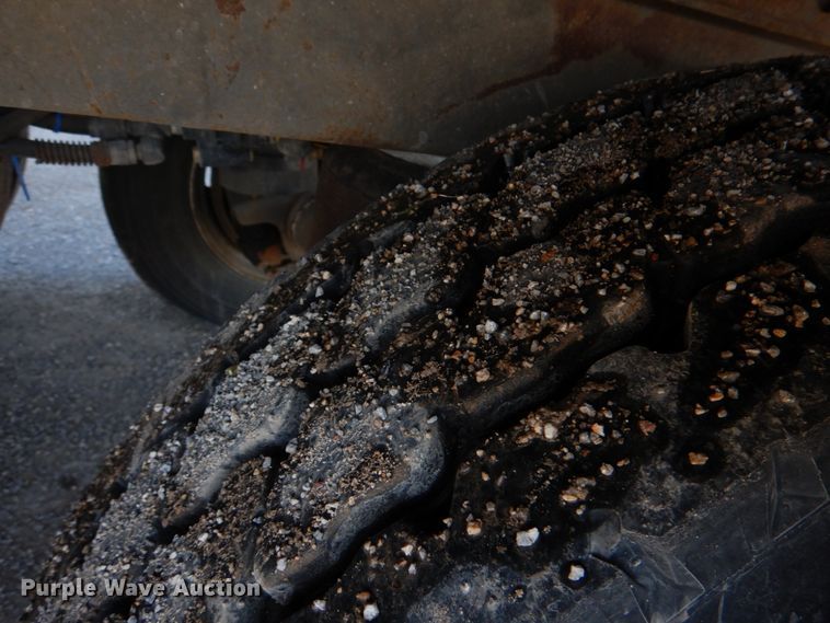 image for item KP9227 2007 Utility Trailer  dry van trailer