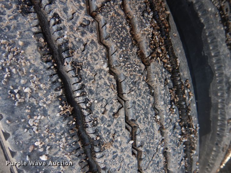 image for item KP9227 2007 Utility Trailer  dry van trailer