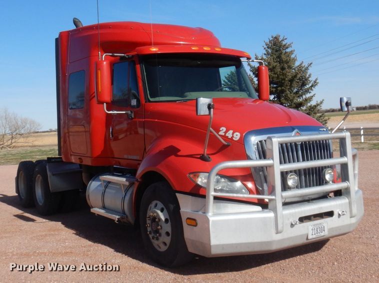 image for item KU9709 2008 International ProStar  semi truck