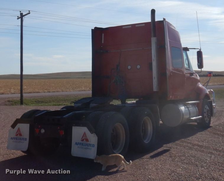 image for item KU9709 2008 International ProStar  semi truck