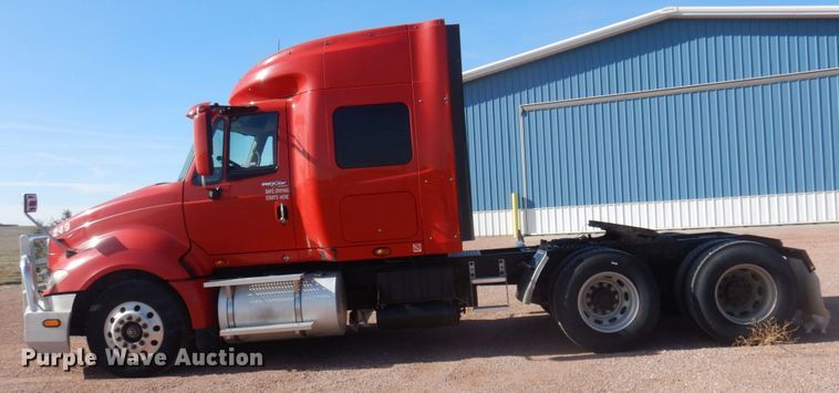 image for item KU9709 2008 International ProStar  semi truck