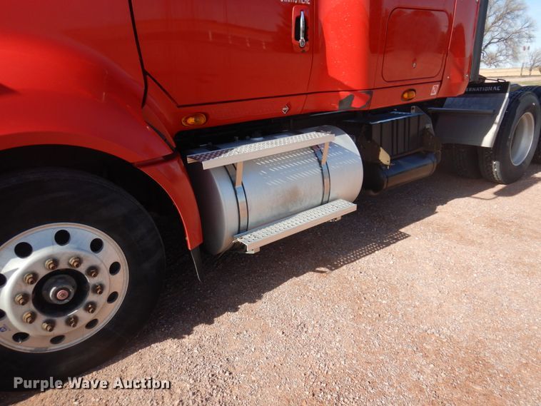 image for item KU9709 2008 International ProStar  semi truck