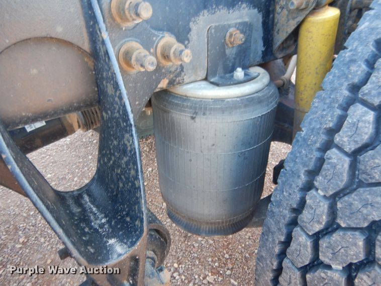 image for item KU9709 2008 International ProStar  semi truck