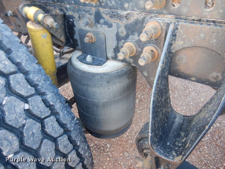 image for item KU9709 2008 International ProStar  semi truck