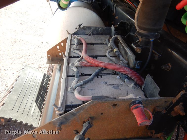 image for item KU9709 2008 International ProStar  semi truck