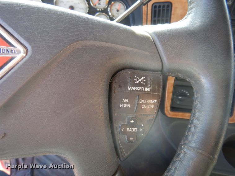 image for item KU9709 2008 International ProStar  semi truck