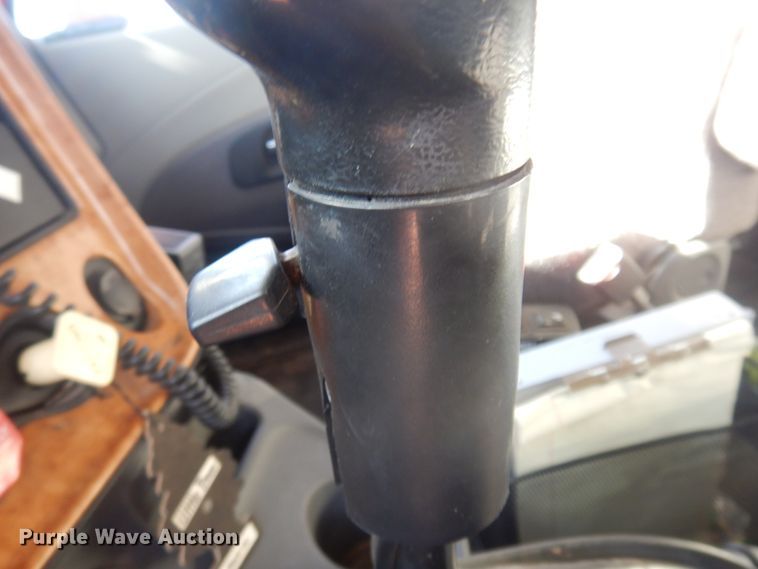 image for item KU9709 2008 International ProStar  semi truck