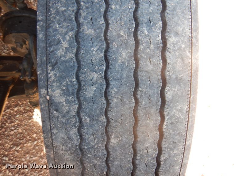 image for item KU9709 2008 International ProStar  semi truck