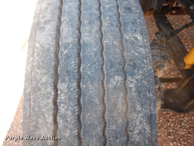 image for item KU9709 2008 International ProStar  semi truck