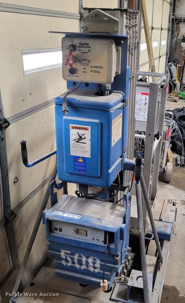 image for item BY9481 Genie IWP-25S  vertical lift