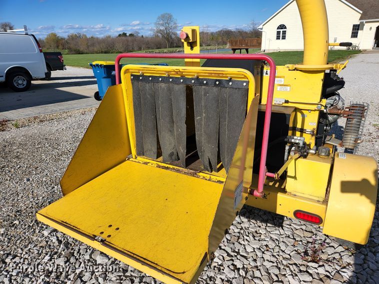 image for item DH0593 Powertek 731  wood chipper